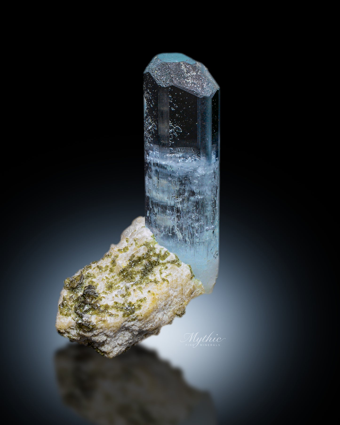 Aquamarine Crystal on Muscovite – Nagar Valley, Gilgit-Baltistan, Pakistan